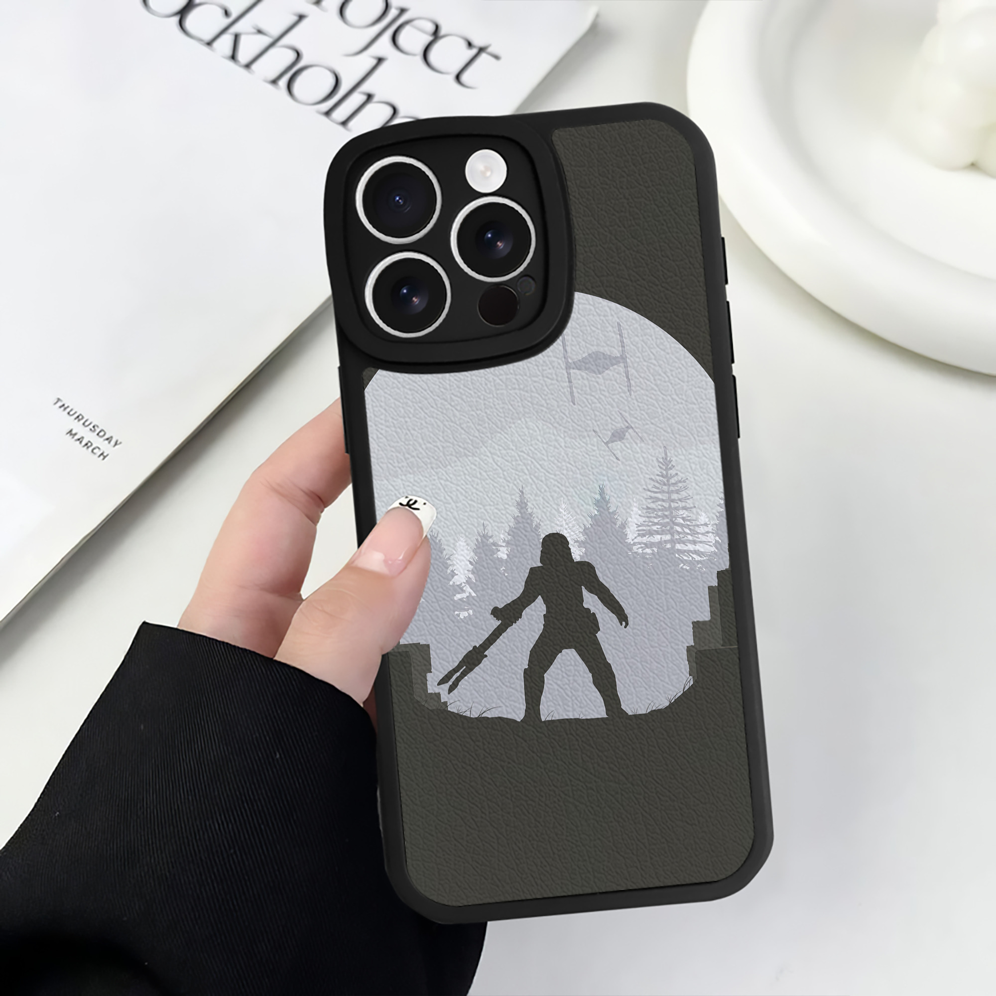 （画像用） スター・ウォーズ Star Wars 【iPhone 16シリーズ対応】シリコンスマホケース（レザー調） 材質：シリコン